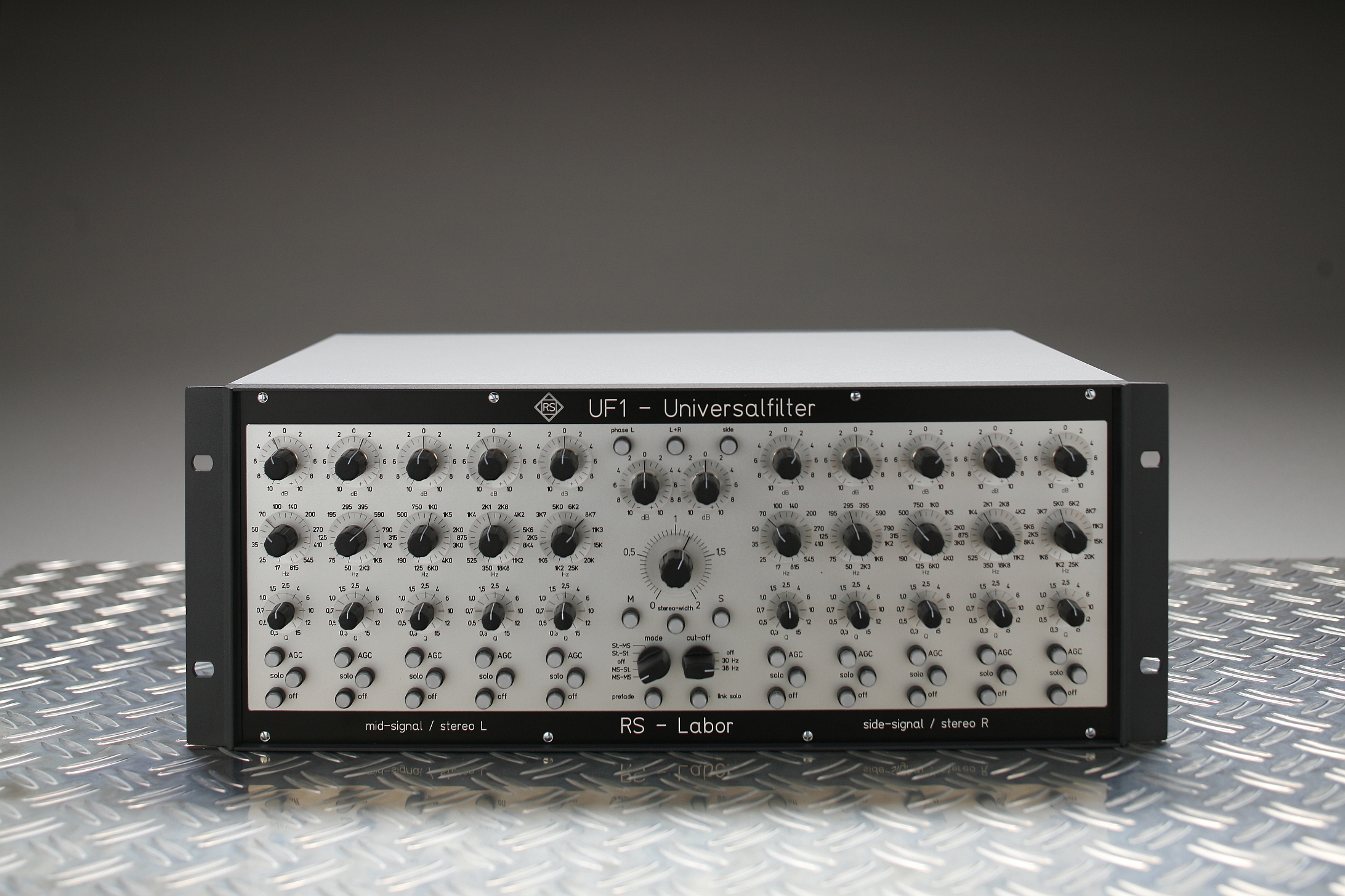 Download UF1 Frontseite 72dpi